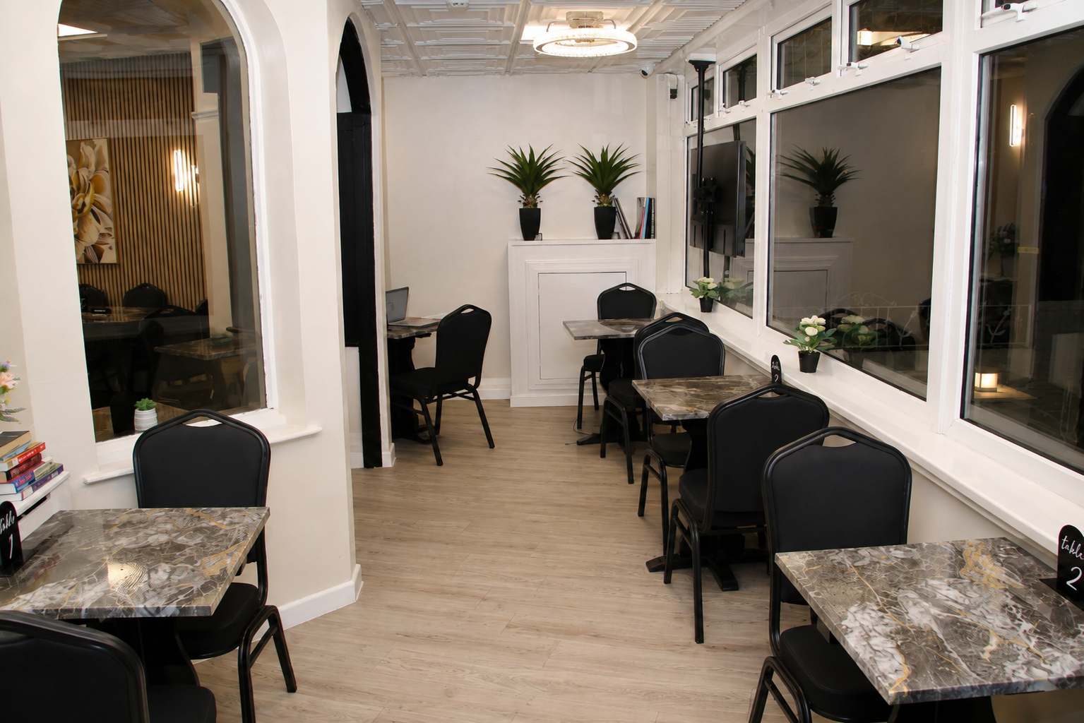 Restaurant at Mars Hotel Seaview